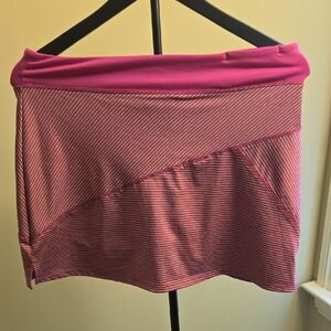 Lola Pink Striped Skort. Size Small